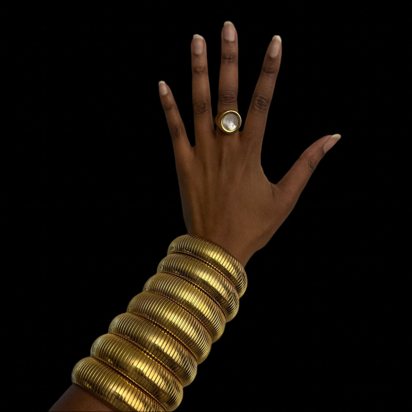 NTHABI BANGLE